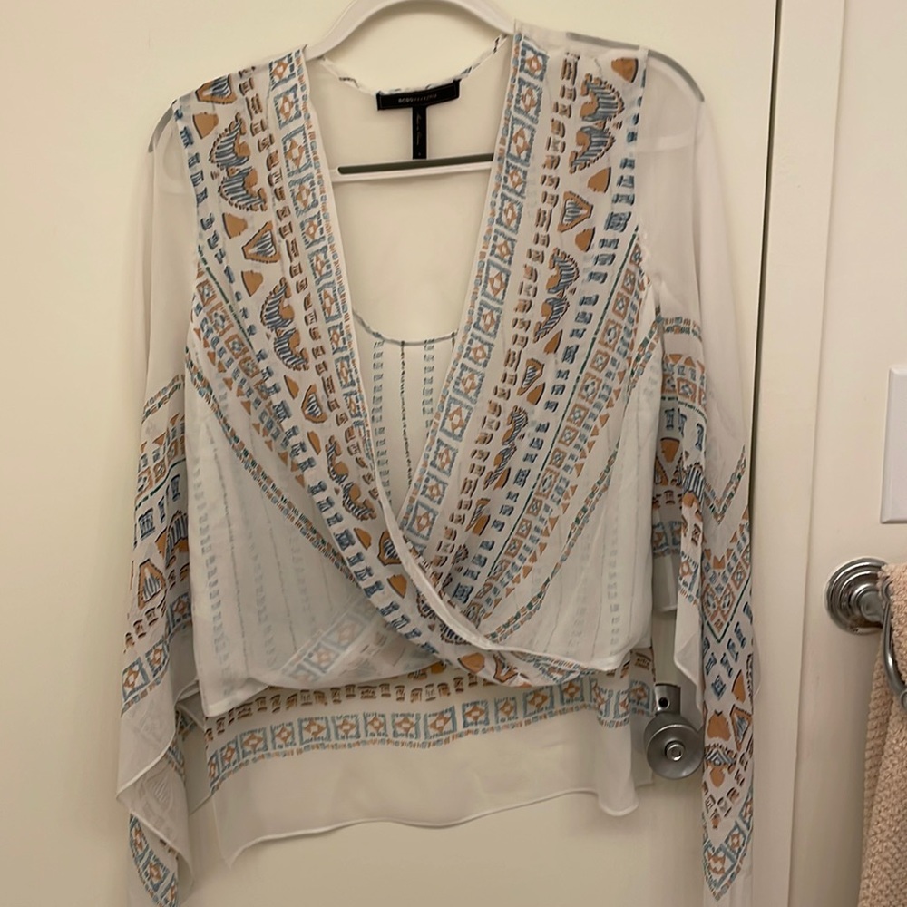 BCBGMAXAZRIA Women’s Top. Size Small